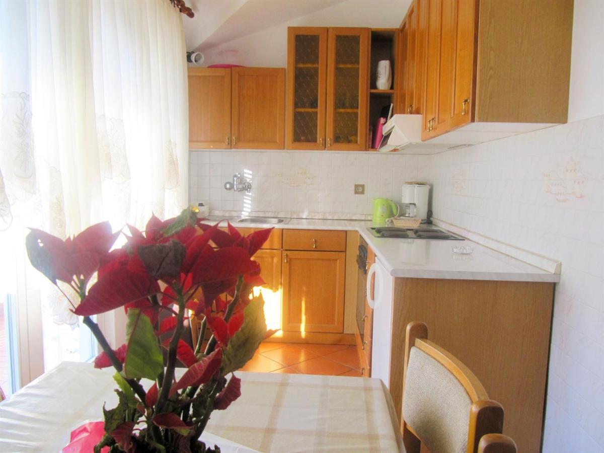 Apartments Dea Πόρετς Εξωτερικό φωτογραφία