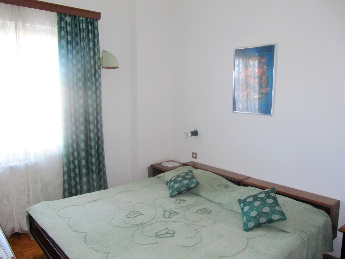 Apartments Dea Πόρετς Εξωτερικό φωτογραφία