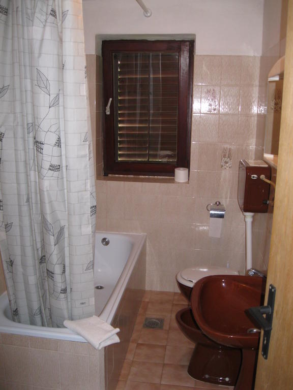 Apartments Dea Πόρετς Εξωτερικό φωτογραφία