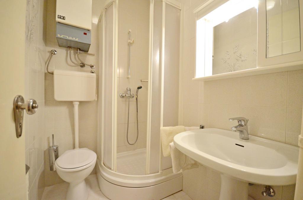 Apartments Dea Πόρετς Εξωτερικό φωτογραφία